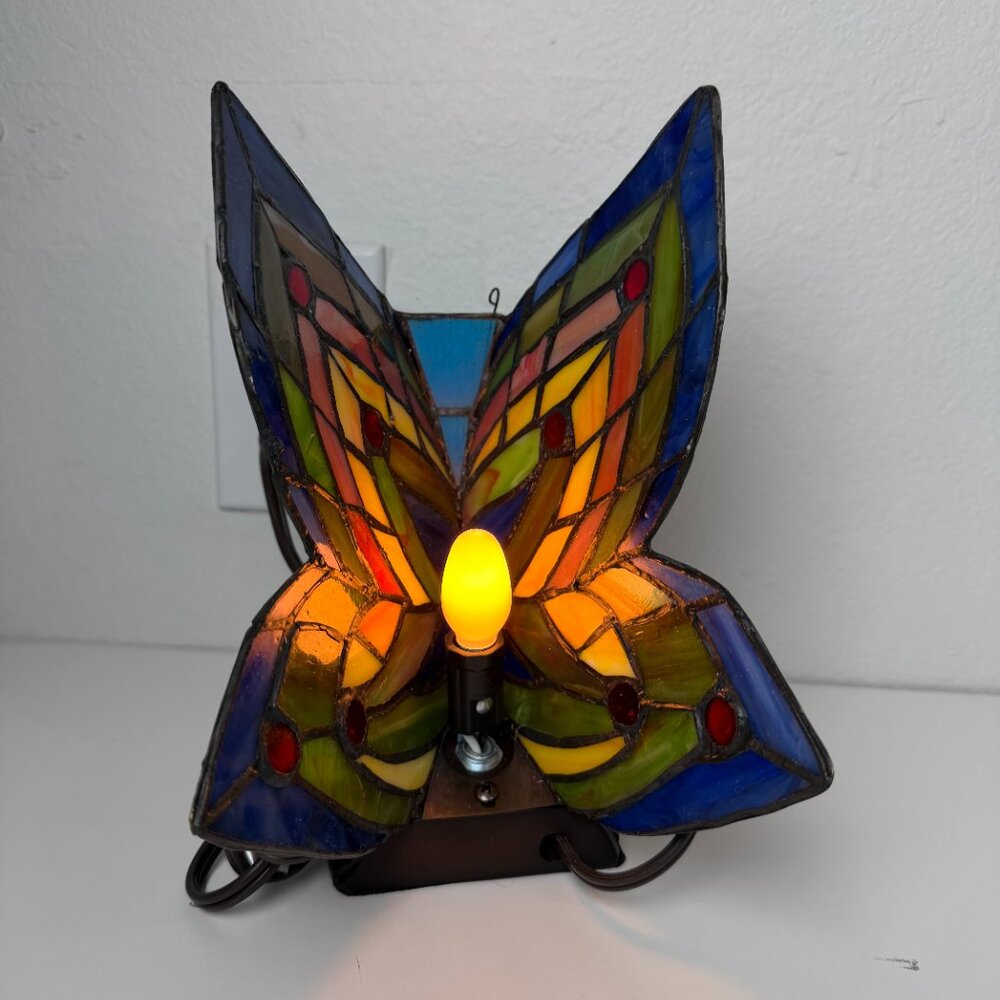 Stained Glass Butterfly Lamp - Tiffany Style Accent Light - Home Decor - Picture 6 of 7